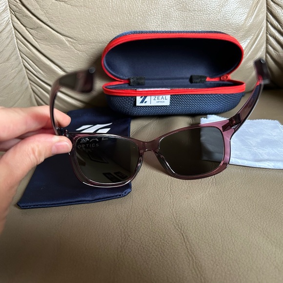Zeal Optics Polarized Sunglasses Magnolia Purple $159 - Picture 6 of 15
